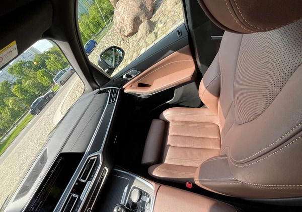 BMW X7 cena 305000 przebieg: 10882, rok produkcji 2021 z Rzeszów małe 466
